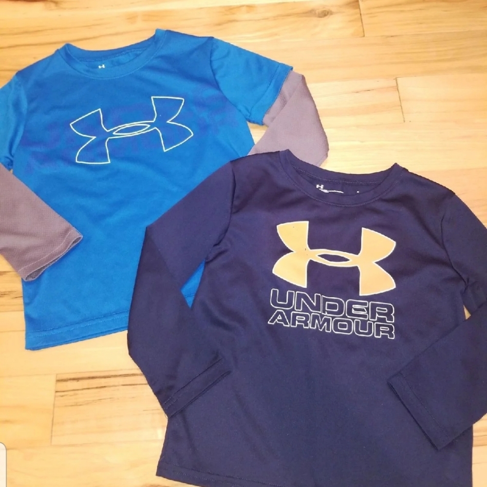 2 Boys Size 4 Under Armour Longsleeve Shirts